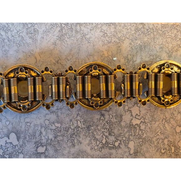 Antique Book Chain Bracelet With‎ Faux Pearl Accents - Picture 6 of 7